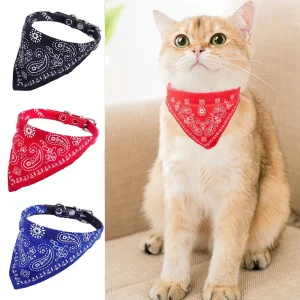 Collar de Bandana ajustable para mascotas, toalla de Saliva de tela de punto de poliéster, pañuelo triangular para s y gatos pequeños, medianos y grandes